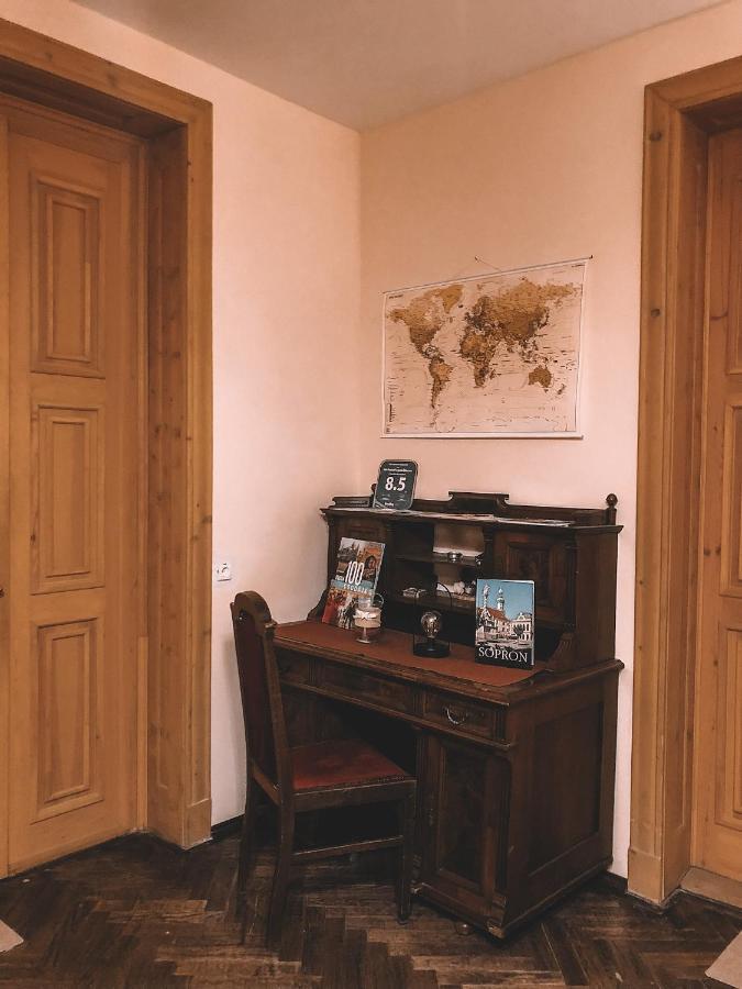 Het Pecset Fogado Etterem Bed and Breakfast Sopron Buitenkant foto