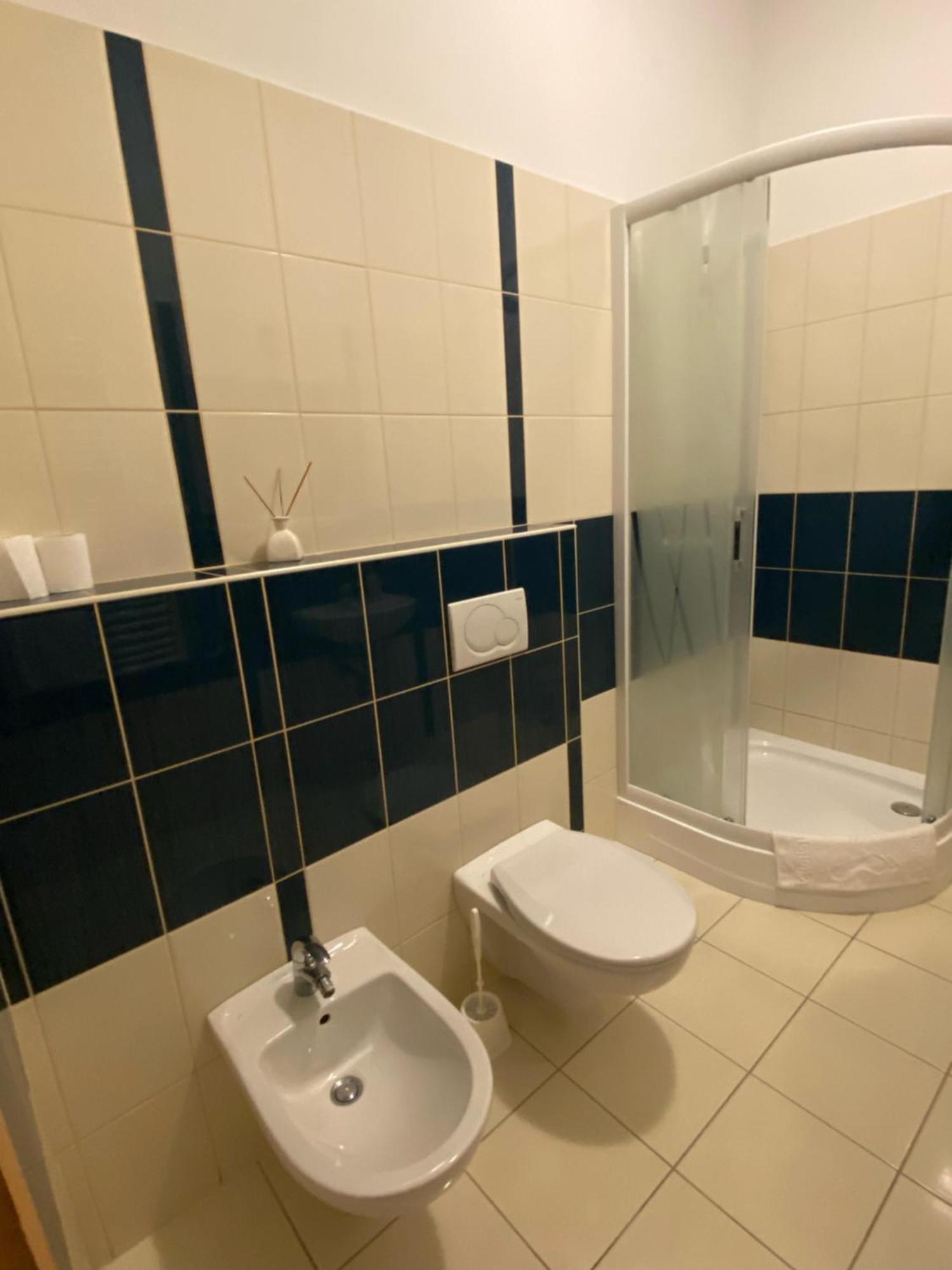Het Pecset Fogado Etterem Bed and Breakfast Sopron Buitenkant foto