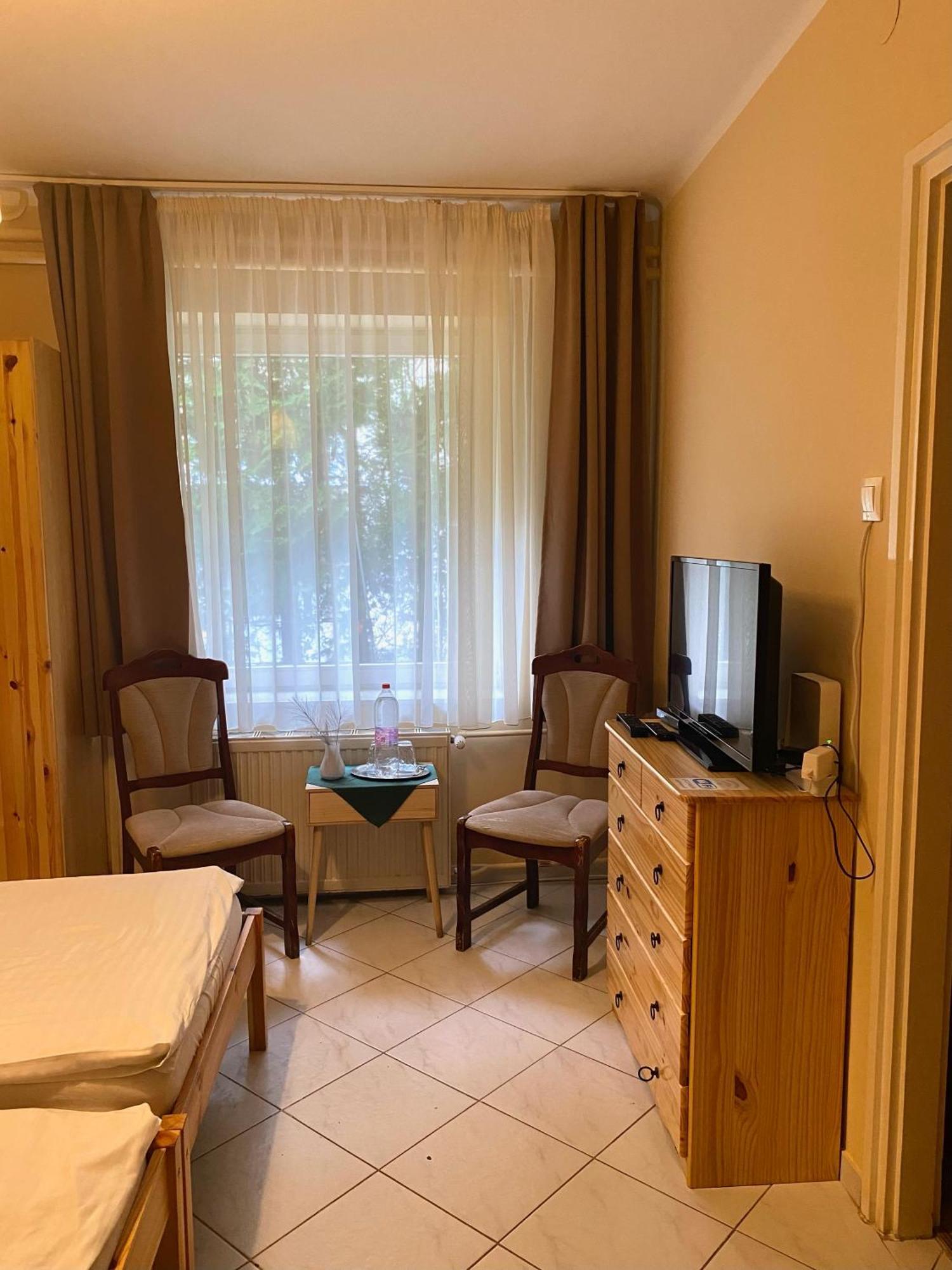 Het Pecset Fogado Etterem Bed and Breakfast Sopron Buitenkant foto