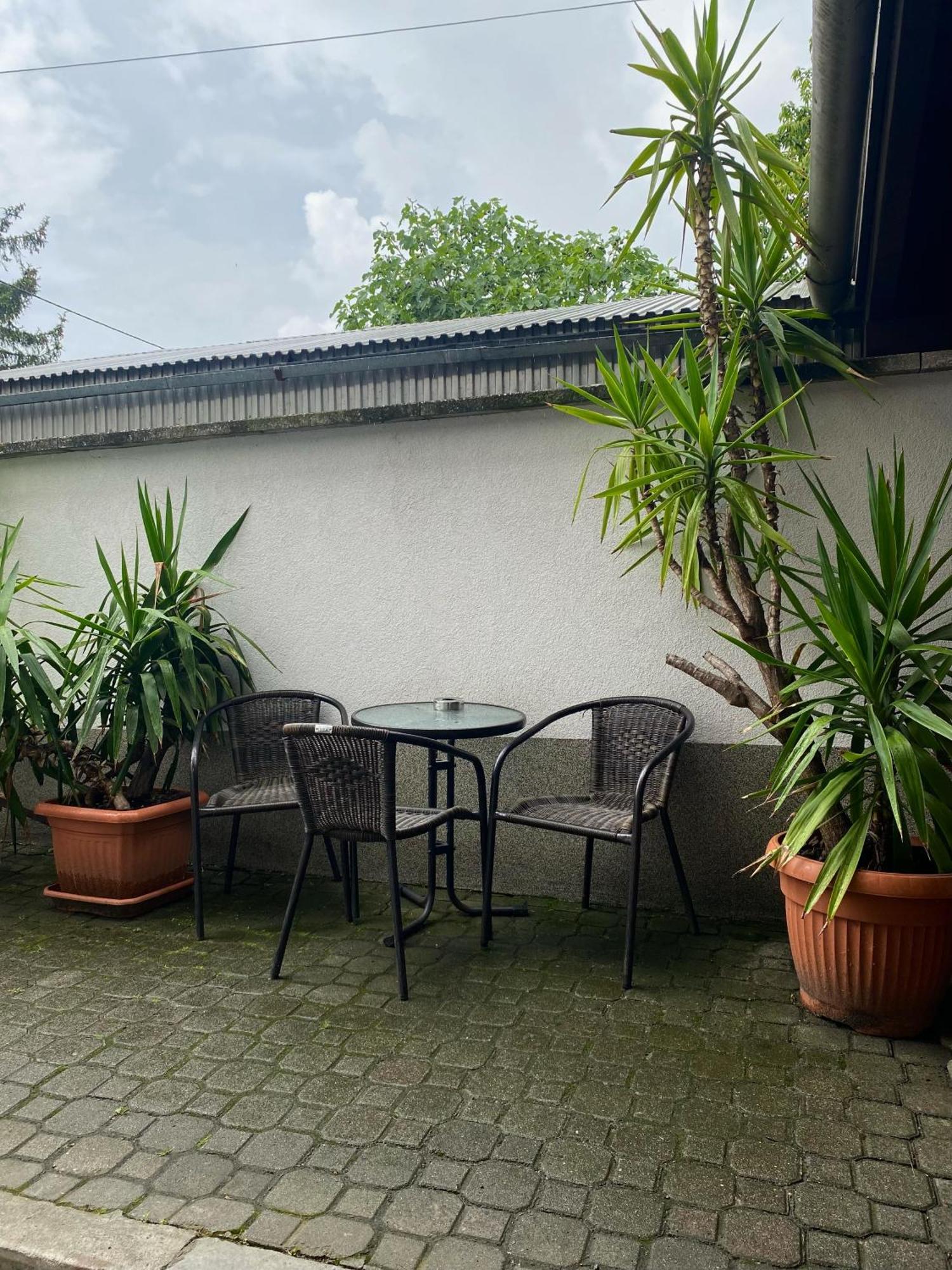 Het Pecset Fogado Etterem Bed and Breakfast Sopron Buitenkant foto