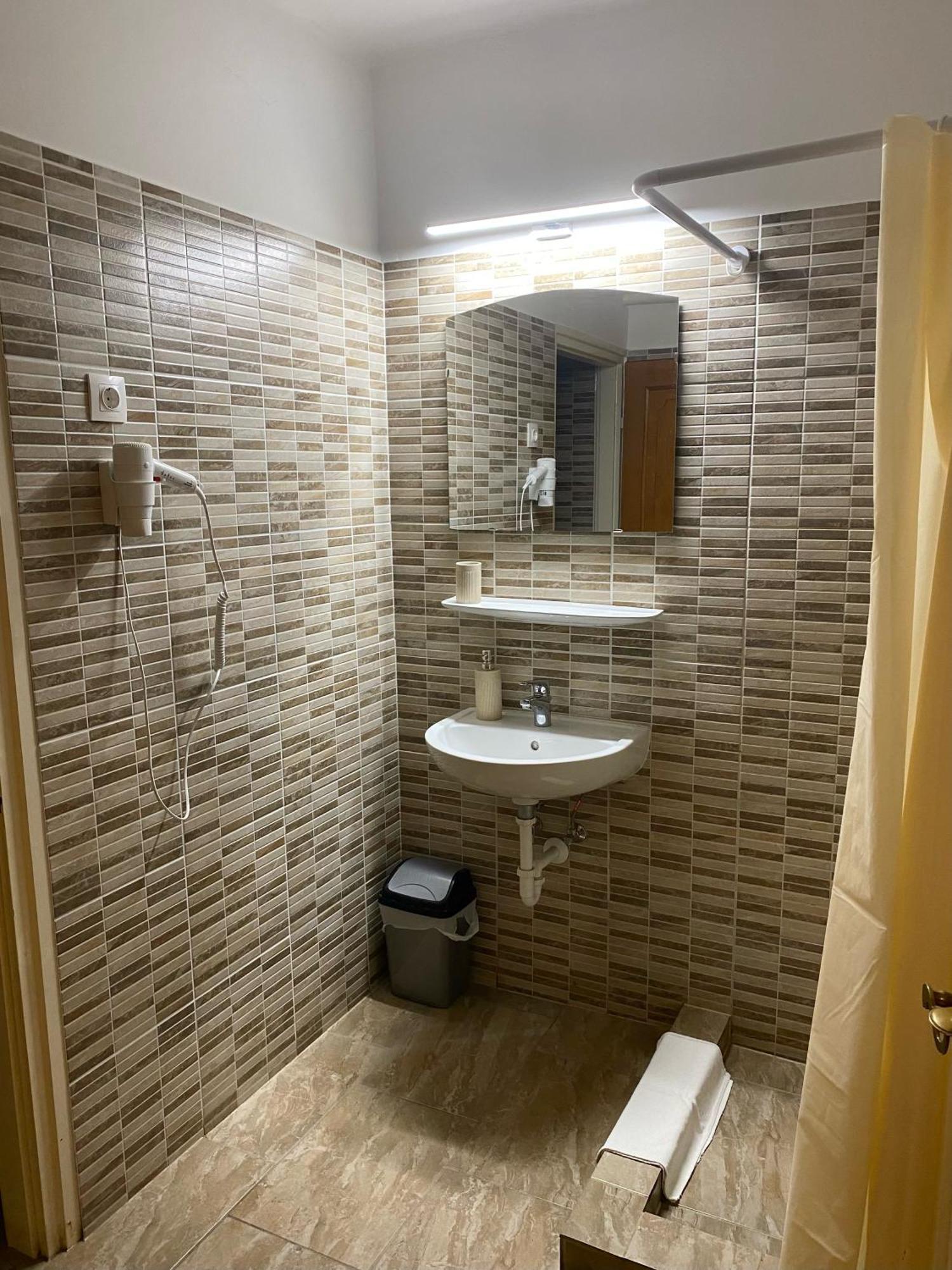 Het Pecset Fogado Etterem Bed and Breakfast Sopron Buitenkant foto